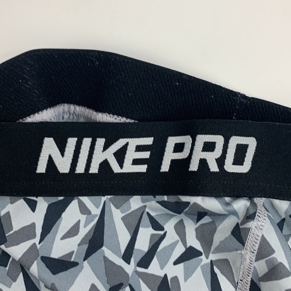 Nike Pro Crop Leggings Size Medium Gray Silver Black Stretch Nike Logo - Picture 6 of 13